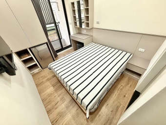 🌳可租補💖電梯✨全新🏠系統裝潢✔️陽台獨洗💖（第1張）