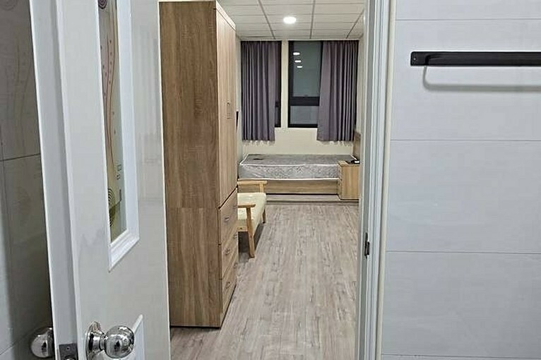 府中捷運站❤️南雅夜市❤️全新裝潢❤️對外窗租補（第1張）