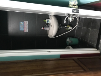 新店區安泰路頂好社區透天二樓雅房包水電及居家衣物清潔（第9張）