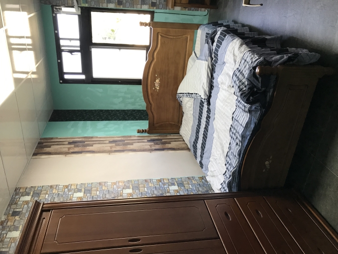 新店區安泰路頂好社區透天二樓雅房包水電及居家衣物清潔（第1張）