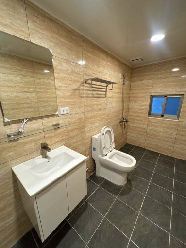 中壢車站旁大坪數套房|簡易廚房全新家具電|電梯直達拎包享補助(第4張)