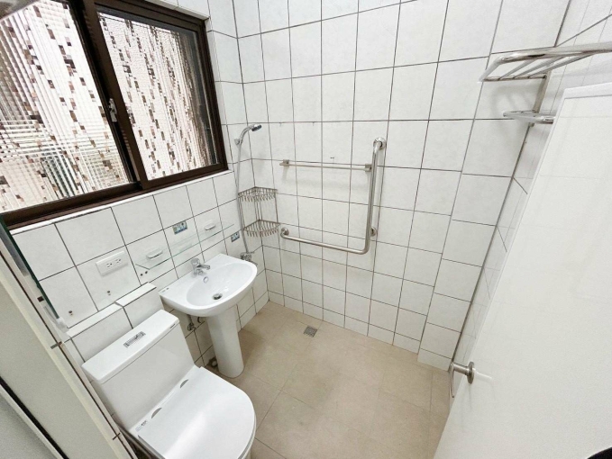 全新整理✨近勤美✨雙租補💕室內大空間💕陽台獨洗（第7張）