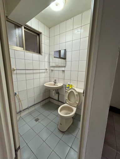 北屯溫馨透天 近中清交流道 迪卡儂 愛買 新興國小 - Image 8