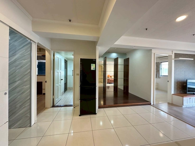 🔥嘉暘．免仲可補．龍安商圈美裝潢2+1房含汽車位🔥（第4張）