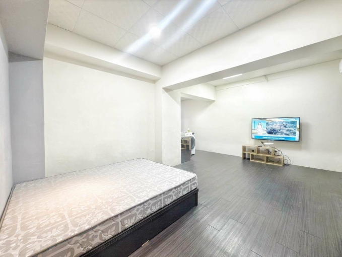 東區獨立門牌台水台電可寵物流理台新時代後火車站秀泰LaLaport可租房屋補助獨洗烘脫超級大空間電梯套房(第8張)