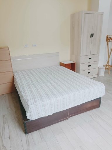 類一房一廳，湯屋泡澡，近馬卡龍公園，近74號，可租汽車車位（第3張）