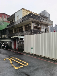 中正路二十張路口三樓透天整棟（第4張）