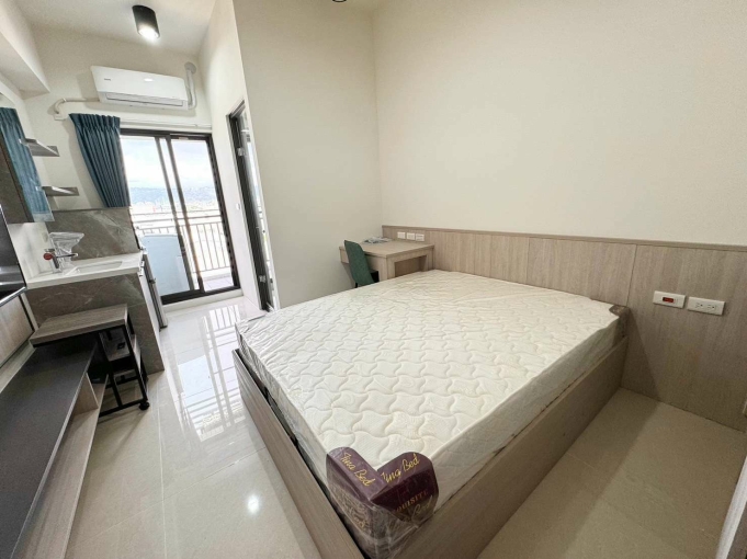 可租補報稅💛陽台獨洗❤電梯❤機車位🛵全新未入住（第1張）