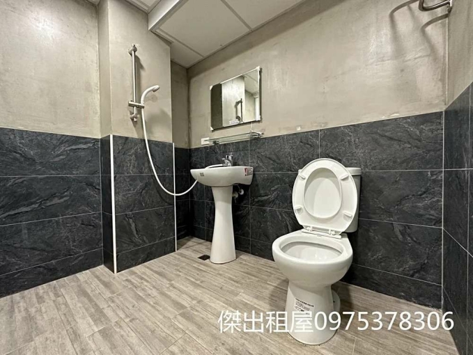 傑出租屋/後站八德稀有陽台獨洗,採光佳,可寵!（第3張）