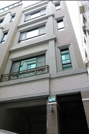 屋主自租-近總圖.東橋重劃區透天厝，整棟4房2廳4衛 - Image 1