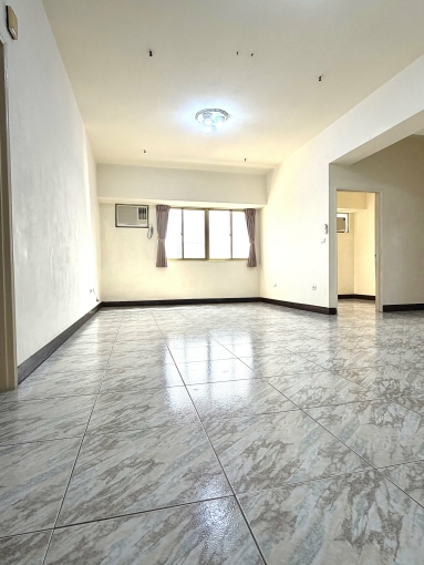 捷運科工館站、電梯大樓有車位、傢具電可談（第2張）