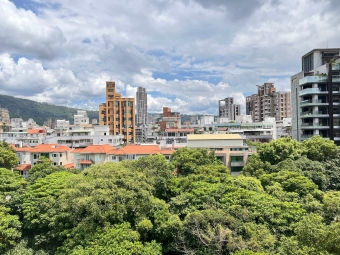 雙月靜巷聽瀑綠景（第1張）