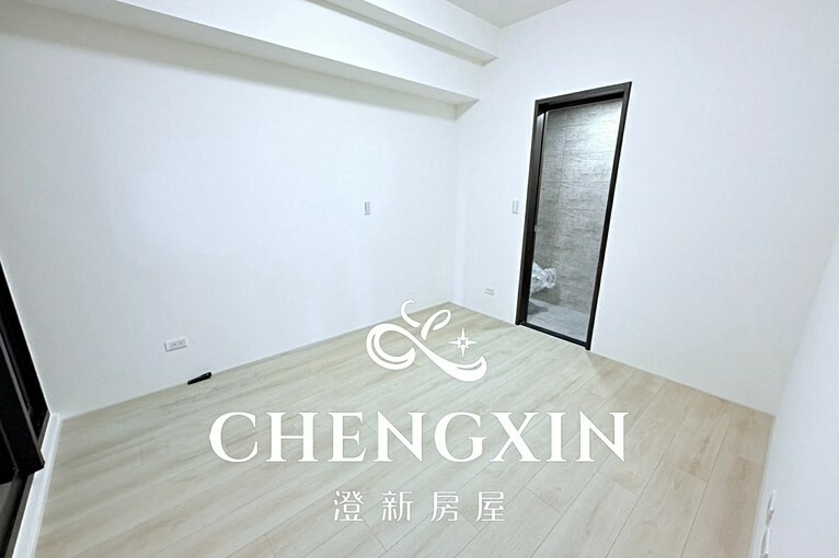 明新科大商圈/全新建案/電梯三房可補家具電/木質地板(第6張)