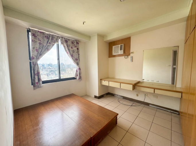 電梯3房＋車位不用19K？	大里中興商圈高樓景觀 免仲介費｜台水台電天然瓦斯（第5張）