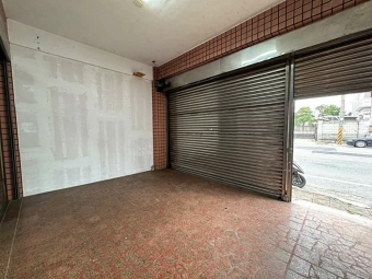 大竹大興路~臨路大面寬透天~使用坪數超大（第1張）