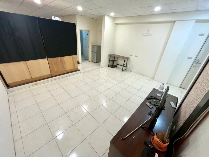 稀有可寵🍀電梯🍀子母車🍀租屋補助🍀南屯西區交界（第7張）