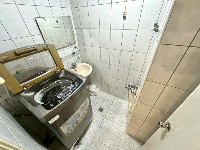 稀有可寵🍀電梯🍀子母車🍀租屋補助🍀南屯西區交界（第11張）