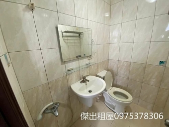 傑出租屋/近龜山工業區,電梯,飲水機,免追垃圾車（第4張）