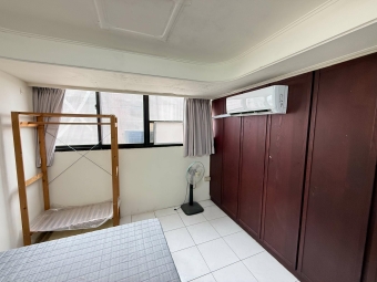 北區中國醫藥大學電梯套房大空間衛浴開窗樓下就有711 - Image 7