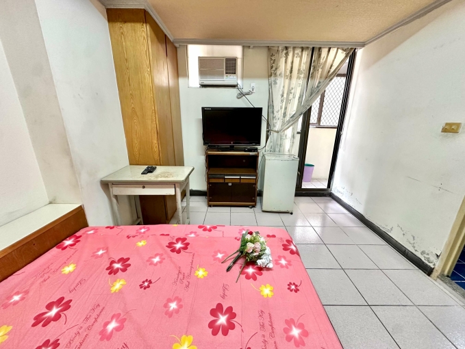 中華路夜市旁套房⭐台水台電⭐陽台獨洗⭐可租補 - Image 3