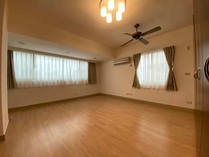 士東華廈.近美國學校日僑學校（第3張）