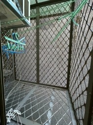 ★中山國中捷運★廁所窗★凸窗晒衣★水泥隔音（第3張）