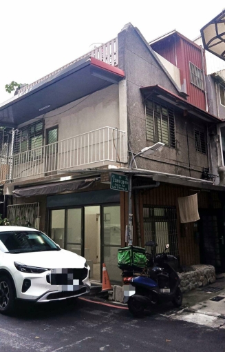 萬華區桂林路｜透天整棟出租｜使用空間大｜門口可停車（第2張）