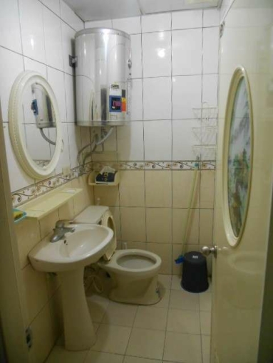 免仲介費 中壢後站區公寓4樓附廚房網路大套房出租（第8張）