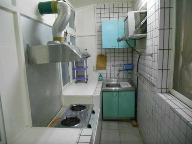 免仲介費 中壢後站區公寓4樓附廚房網路大套房出租（第7張）