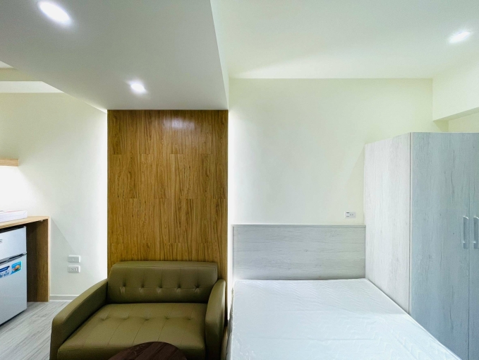 即將釋出.松山區.捷運中山國中站.獨立陽台.明亮設計感套房A01(第5張)