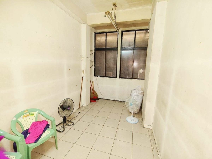 ☆捷運松山站☆五分埔5街店面、精緻小店面招商（第7張）