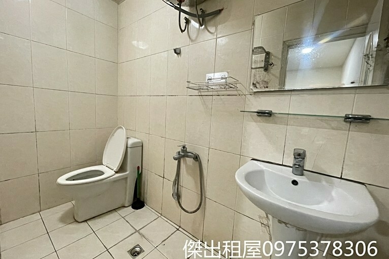 傑出租屋/稀有電梯,垃圾集中,室內機車位,可補助（第3張）