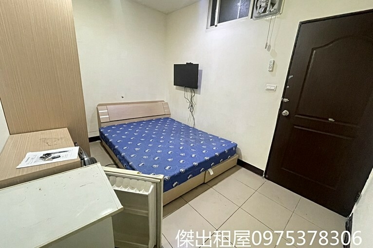 傑出租屋/稀有電梯,垃圾集中,室內機車位,可補助（第1張）