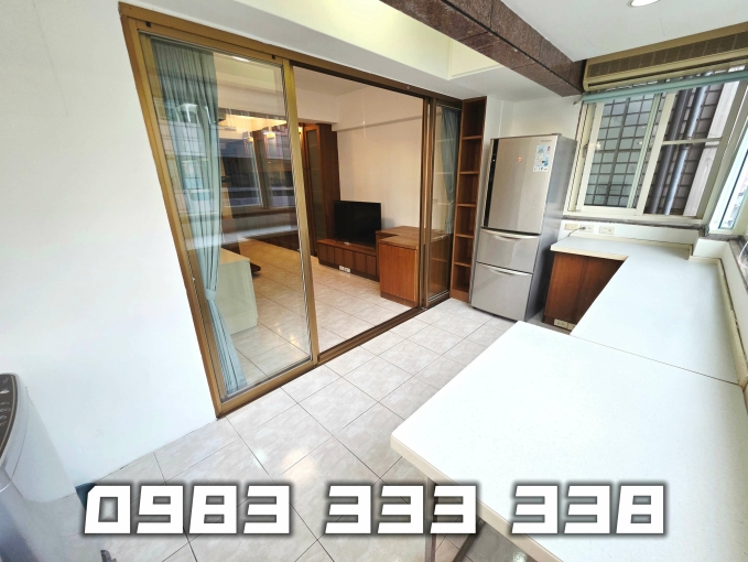 北車後站商圈~高樓層~空間寬敞~適住適辦~邊間一層兩戶~（第6張）