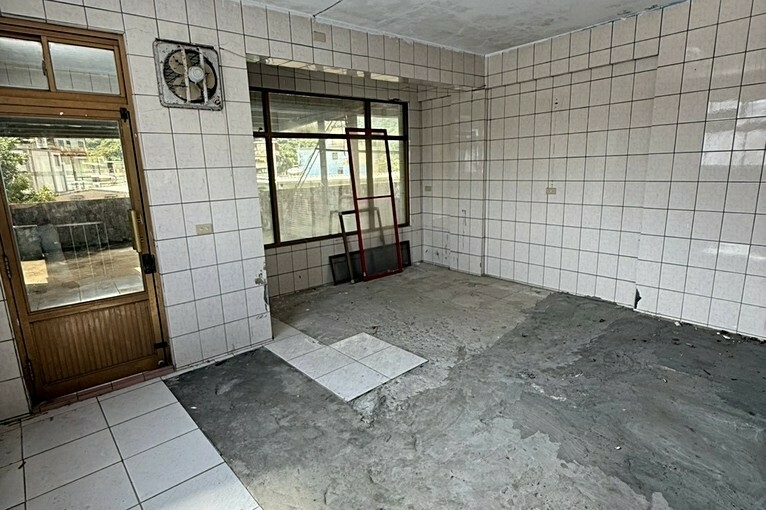 兆基社會住宅🏠⛳️~近四腳亭車站~整棟出租稀有四層~⛳️(第10張)