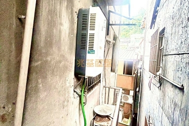 兆基社會住宅🏠市區愛九路公寓四樓漂亮3房格局方正可租補（第14張）