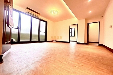 兆基社會住宅🏠市區愛九路公寓四樓漂亮3房格局方正可租補（第1張）