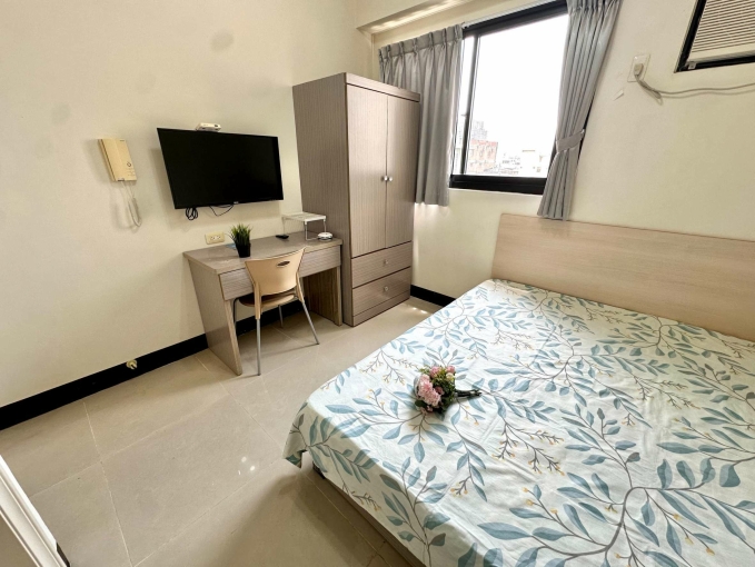 考試100分🏅可租補✨管理員💖有電梯🔥靜宜商圈✨可租汽車位（第1張）