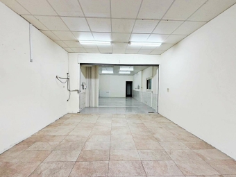 仁雄商圈臨路透天店面（第2張）