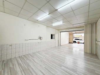 仁雄商圈臨路透天店面（第3張）