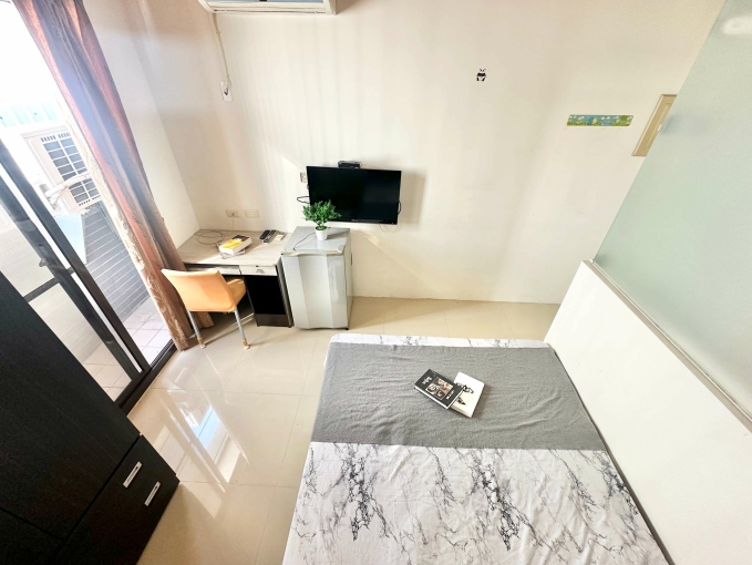 超新電梯套房*陽台獨洗曬*採光佳*(第9張)