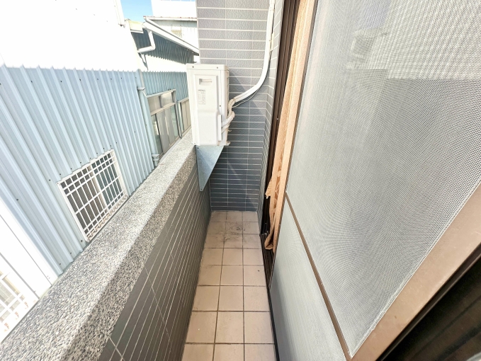 超新電梯套房*陽台獨洗曬*採光佳*(第11張)