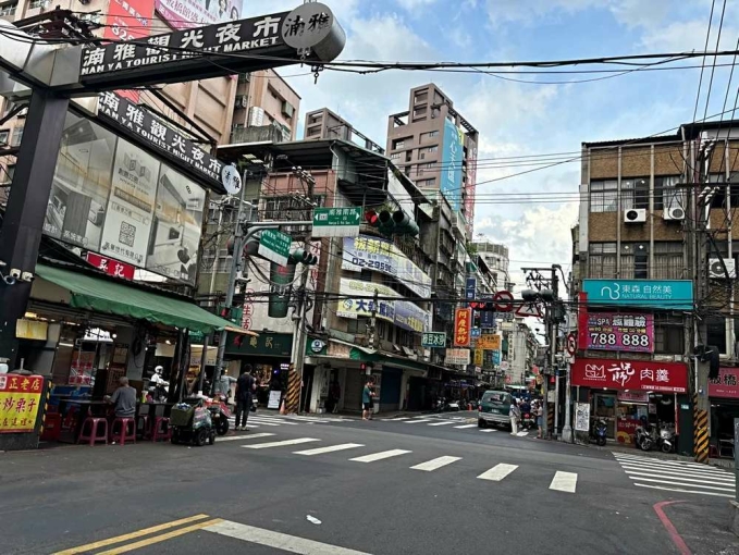 府中捷運4分鐘#福德黃石市場旁#南雅夜市對面#一樓店面（第1張）