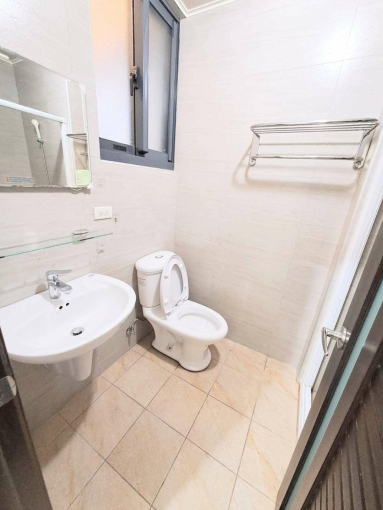 可租補**台電*空間挑高*陽台獨洗曬*乾溼分離*電梯*子母車*有平車可另租~* - Image 10