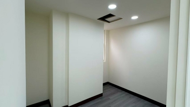 50坪新裝潢電梯商辦空間｜近科技大樓捷運站（第11張）