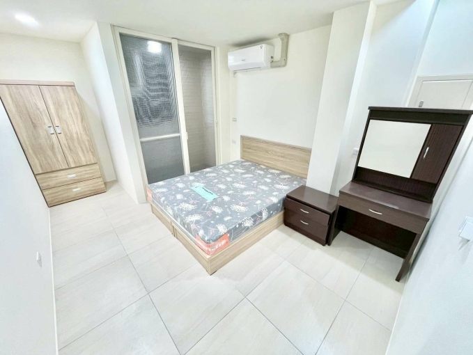 🔥西區全新電梯🔥陽台獨洗🔥飲水機子母車🔥可租補（第1張）