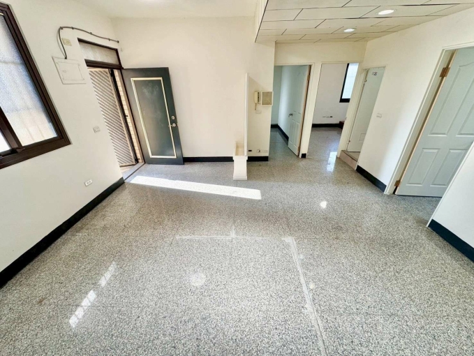 水湳旁便宜台水電三房✨養貓必看✨可雙租補可戶籍✨年前大優惠✨（第4張）