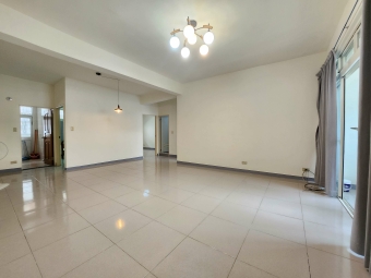 台北醫學大學旁，前後陽台全新粉刷，寬敞明亮速洽!!（第1張）