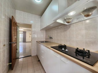 台北醫學大學旁，前後陽台全新粉刷，寬敞明亮速洽!!（第9張）