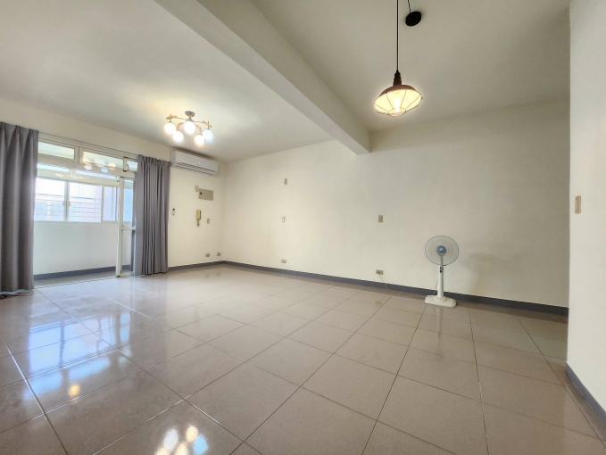 台北醫學大學旁，前後陽台全新粉刷，寬敞明亮速洽!!（第7張）